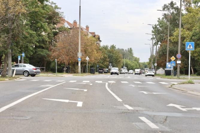 Közlekedésbiztonsági célú fejlesztések megvalósítása Szolnokon